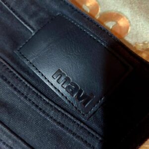 بنطلون جينز أسود مافى اصلى تحفه بحاله الزيرو