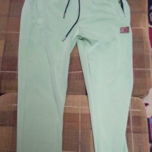 بناطيل وتيشرتات وجاكت وقميص بجوده ممتازه