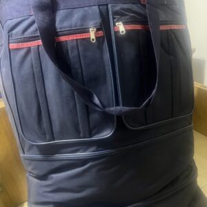 شنطه براميل تشيل اكتر من ٣٢ كيلو