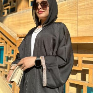 عبايه حرير منقوش