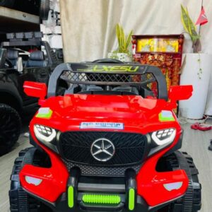 السياره الجيب تحمل طفل حتي 6 او 7 سنوات سياره 4 مو