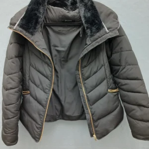 Zara jackey