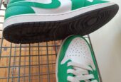 Nike air Jordan Mid 1 – lucky green