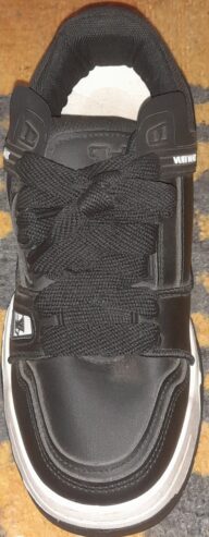 حذاء VUITTON